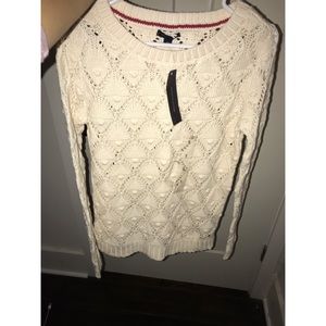 Tommy Hilfiger sweater